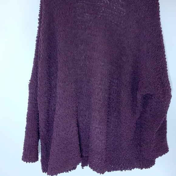 Very comfy cardigan with a beautiful color. Pockets are a bonus. - Picture 2 of 9